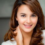 JULIANA EVANS2