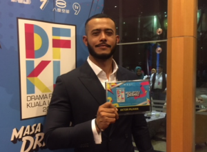 “MMA Fighter. Semua Orang Tak Pakai Bajulah Fight.” – Selepas Tombiruo, Zul Ariffin Sekali Lagi Tayang Badan Sado!