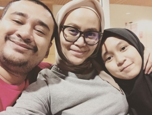 "InsyaAllah, Minggu Depan Saya Akan Bersalin. Doa-Doakan... - Farina AF8 Tak Sabar Menanti Cahaya Mata di Bulan Ramadan 5 “InsyaAllah, Minggu Depan Saya Akan Bersalin. Doa-Doakan… – Farina AF8 Tak Sabar Menanti Cahaya Mata di Bulan Ramadan