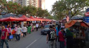 Bulan Puasa Tak Sah Kalau Tak Pergi Bazar Ramadan, Ini 5 ‘Param’ Popular Sekitar Lembah Klang 11 Bulan Puasa Tak Sah Kalau Tak Pergi Bazar Ramadan, Ini 5 ‘Param’ Popular Sekitar Lembah Klang