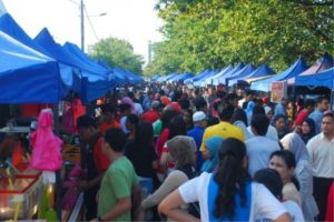 Bulan Puasa Tak Sah Kalau Tak Pergi Bazar Ramadan, Ini 5 ‘Param’ Popular Sekitar Lembah Klang 8 Bulan Puasa Tak Sah Kalau Tak Pergi Bazar Ramadan, Ini 5 ‘Param’ Popular Sekitar Lembah Klang