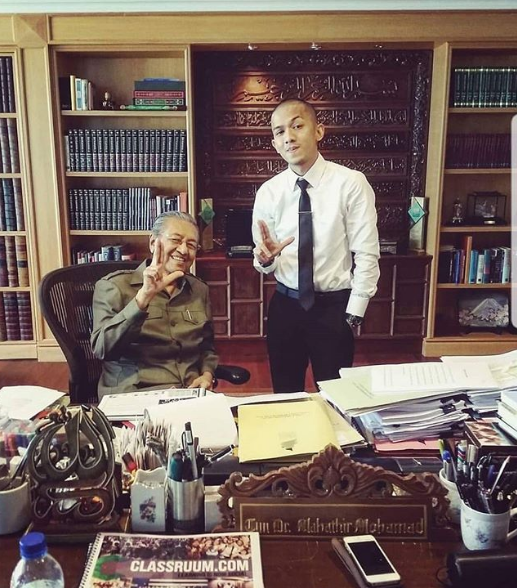 ‘Jika Cuba Untuk Mencuri Kegembiraan Kami, Tahniah Korang Berjaya!’ Netizen Buat Caprice Menangis!