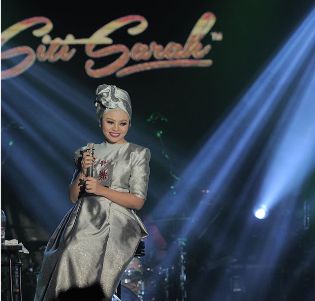 [VIDEO] “Allah Pernah Tarik Nikmat Suara, Tetapi Dia Anugerahkan Sisi Lain Yang…,” – Sarah Raisuddin