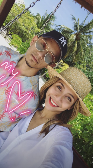 [GAMBAR] Belum Ada Rezeki Timang Anak, Cik Manggis Dan Suami Bercuti Di Maldives, Seronoknya!