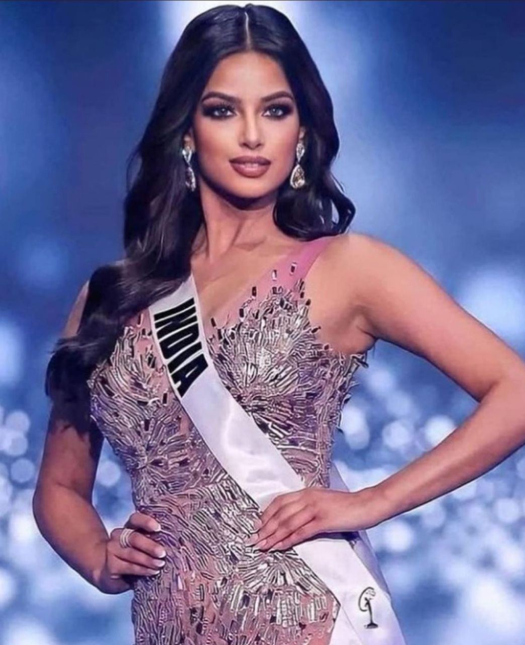 Gadis Punjabi Rangkul Takhta Miss Universe 2021, Kavita Sidhu Bangga