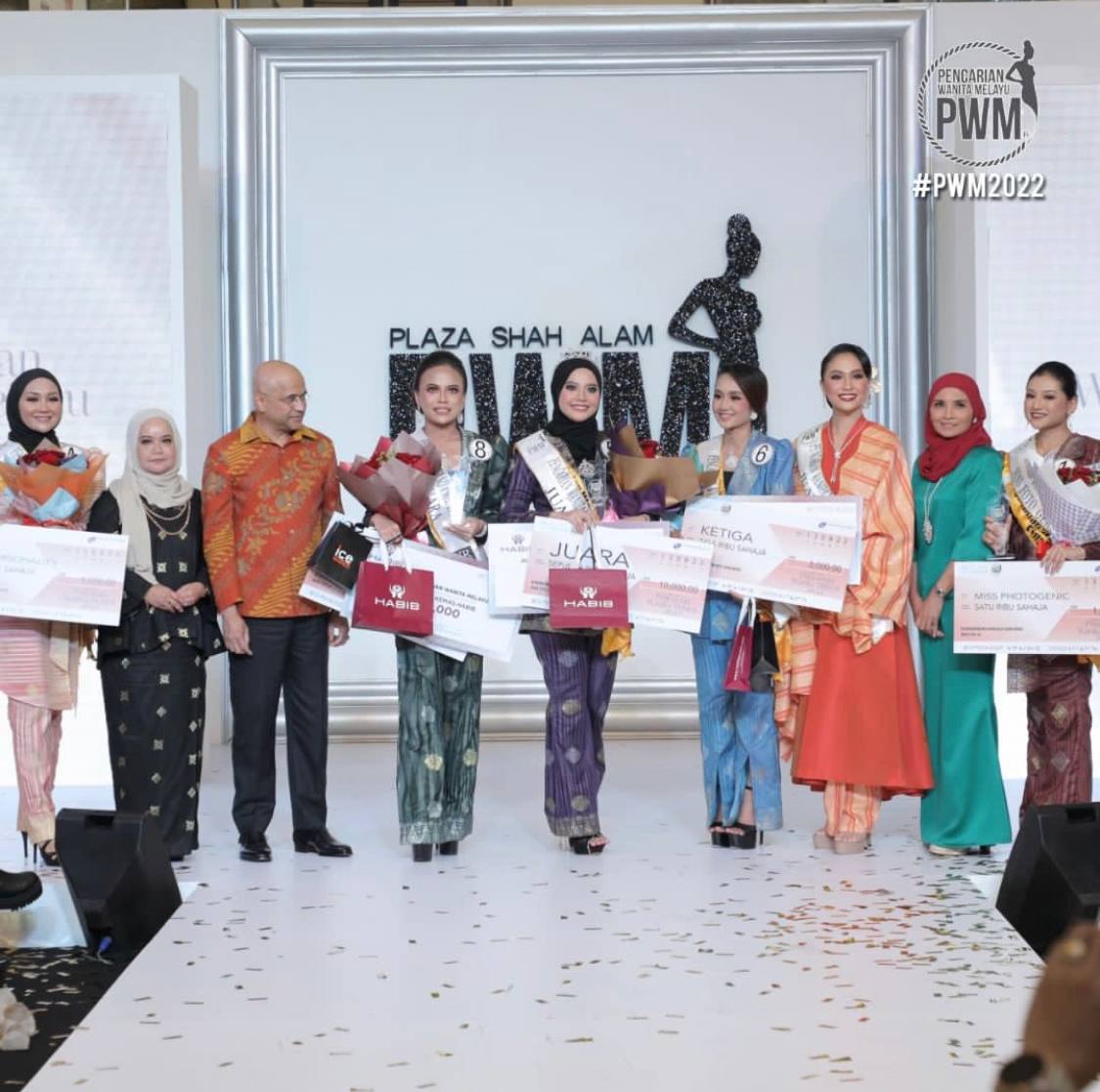 Seminggu Bersaing Dengan 10 Finalis Lain, Aqila Afindi Sukses Jadi Juara Pencarian Wanita Melayu 2022