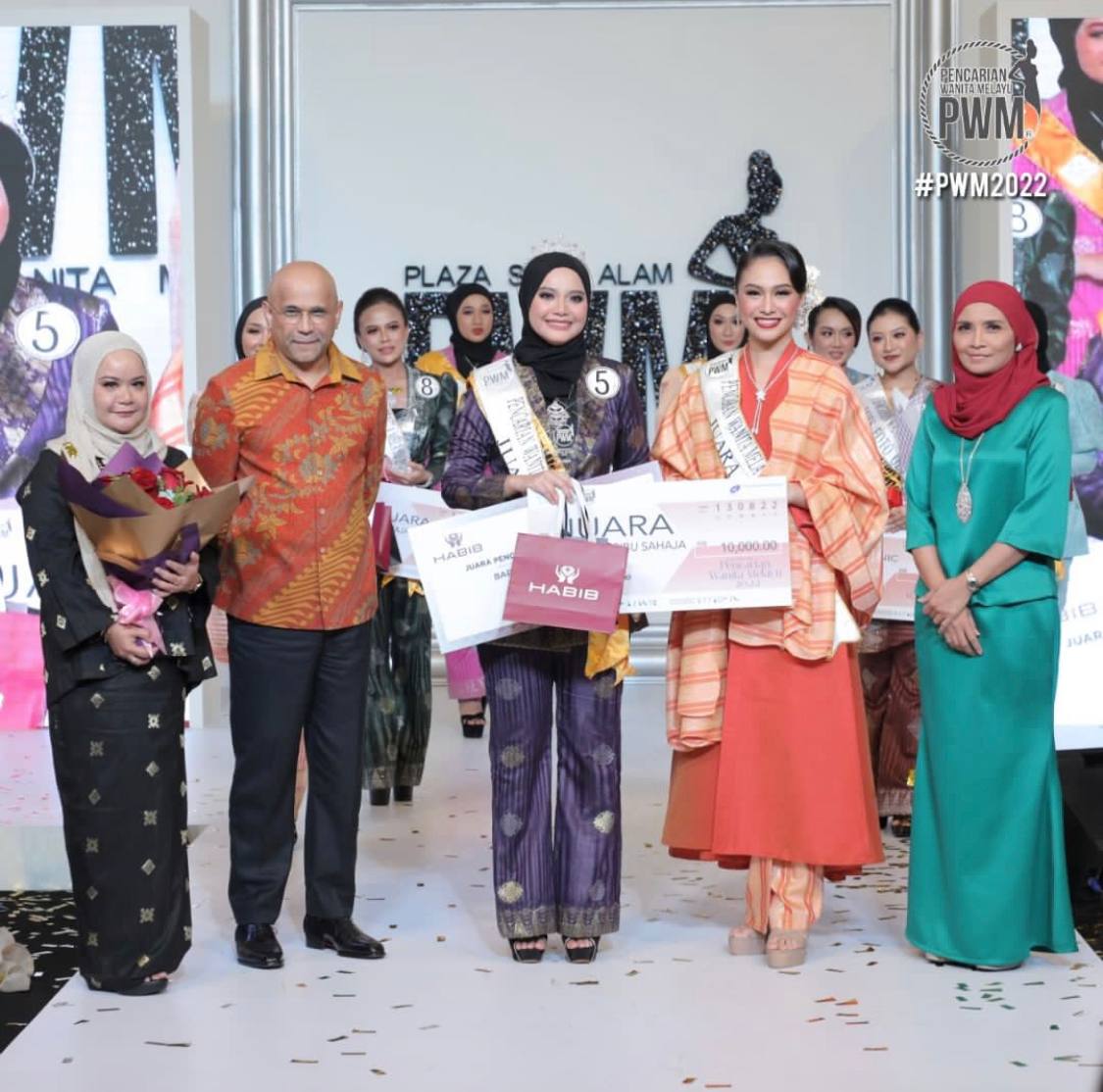 Seminggu Bersaing Dengan 10 Finalis Lain, Aqila Afindi Sukses Jadi Juara Pencarian Wanita Melayu 2022