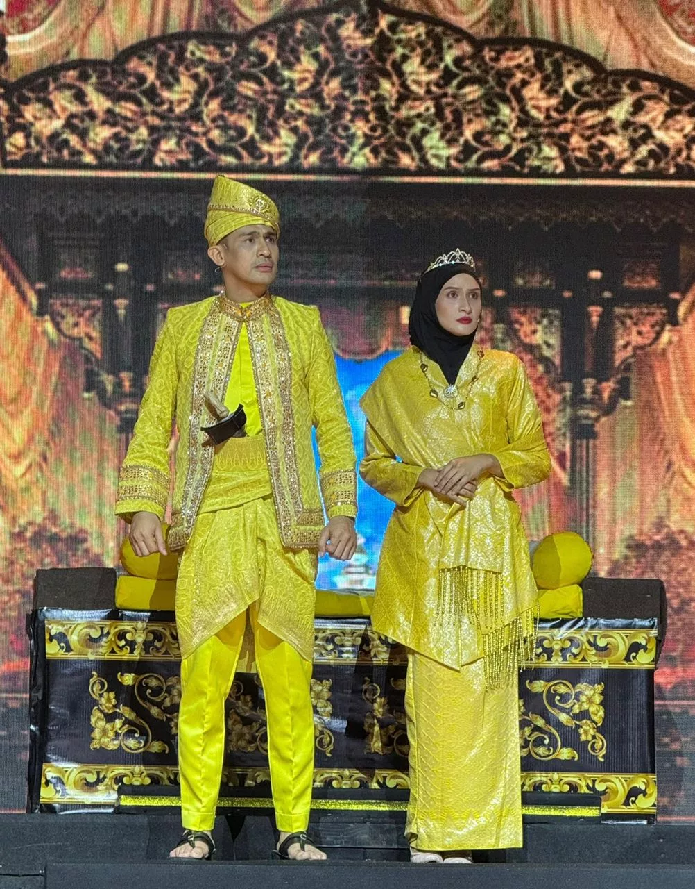 Srikandi Melayu Mengisi Panggung Bangsawan, Pengarah Optimis – “Penonton Akan Tahu Di Mana Kubur Tun Fatimah Pada Hujung Persembahan.”