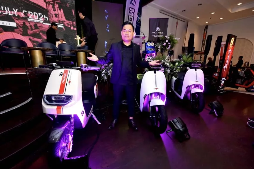 “Artis Naik EV!” – Saksikan Gaya Hidup Hijau Diserikan Bintang Popular