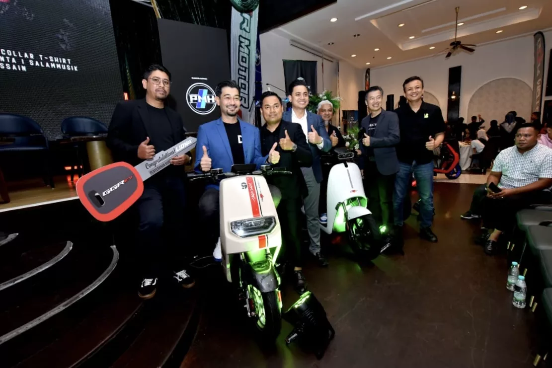 “Artis Naik EV!” – Saksikan Gaya Hidup Hijau Diserikan Bintang Popular