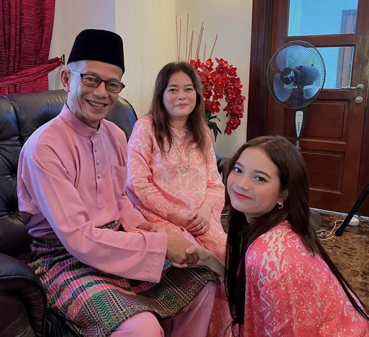“Kalau Bahagia Bermadu, Saya Terima” – Azhar Sulaiman Terbuka Soal Jodoh Leona