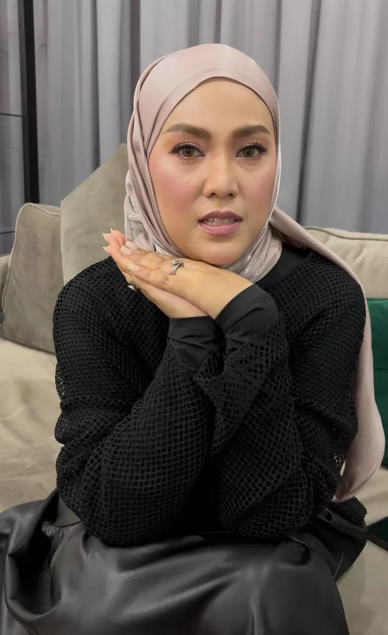 “Dulu Kita Kenalkan Pasangan, Kini Terbalik…,” – Ada Cuba Mengurat! Shila Amzah Tak Kisah Ibu Jumpa Orang Baru