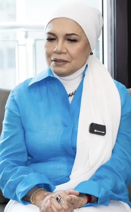 Rupanya 20 Tahun Rahsia Cinta, Salamiah Kini Tenang Dalam Memberi – “Saya Dah Lalui Semua, Sekarang Cuma Nak…”