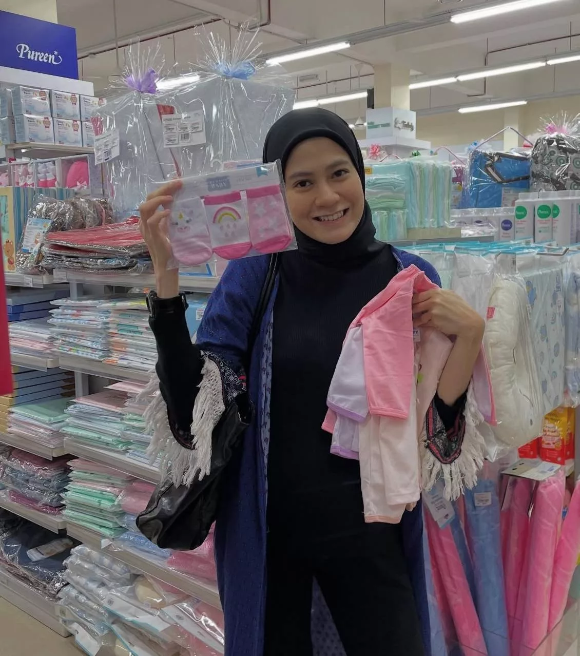 “Emergency Czer Sebab Baby Nak Lemas,” – Isteri Syuk Sahar Bersalin Anak Perempuan, Lalui Ujian & Detik Cemas