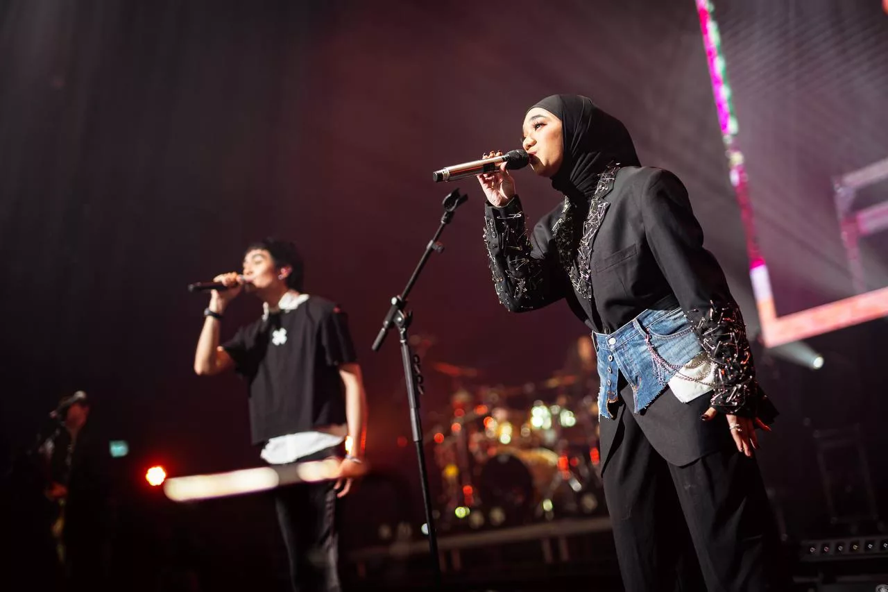 10 Tahun Tunggu… Imsomniacks Sebak Lihat 2,400 Fans Depan Mata! – “Kami Rasa Puas, Peminat Nampak Gembira.”