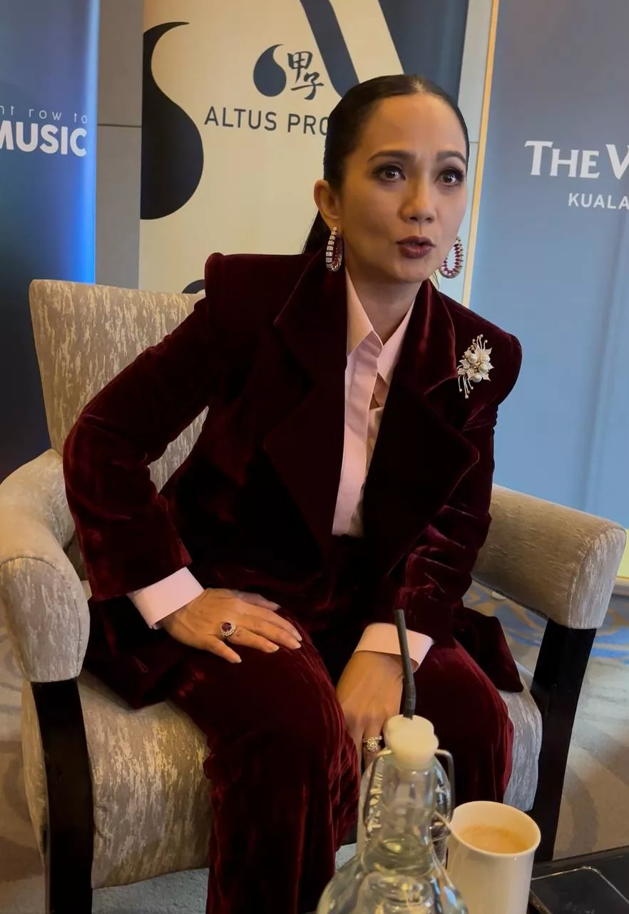 “Saya Hanya Luah Perasaan Kepada Allah, Bukan Di Media Sosial,” – Sheila Majid