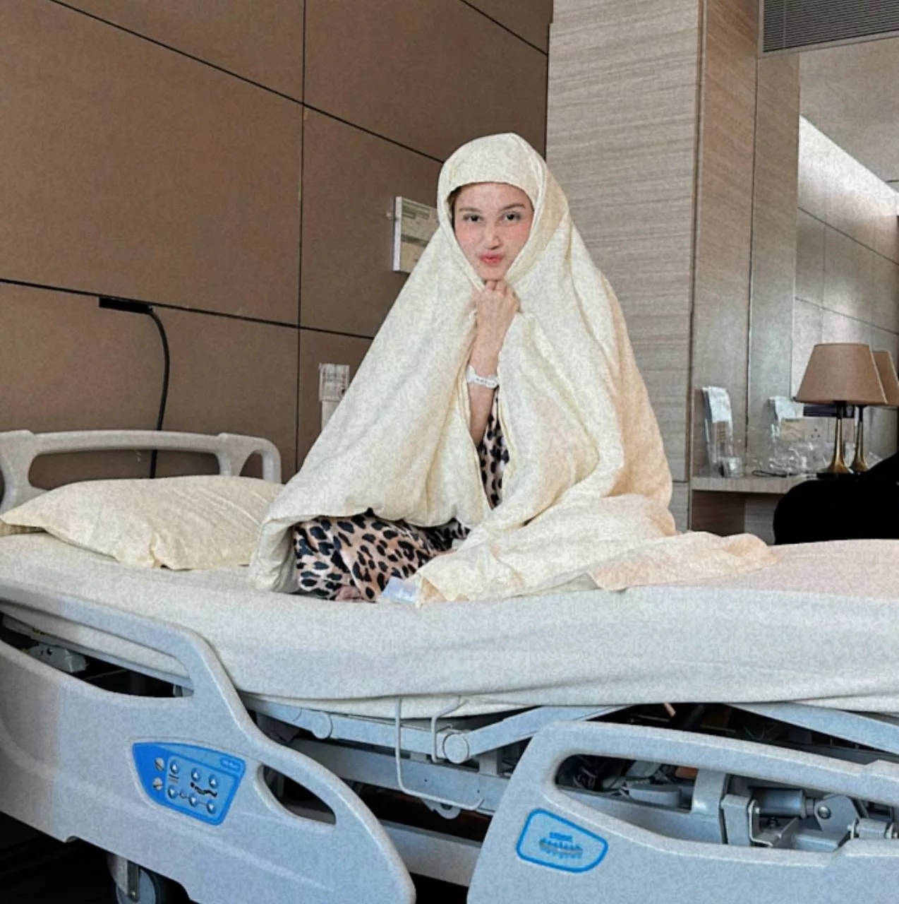 Terpaksa Skip Fisioterapi Slip Disc Sebab Sibuk, Ayda Jebat Bergantung Dengan Pain Killer