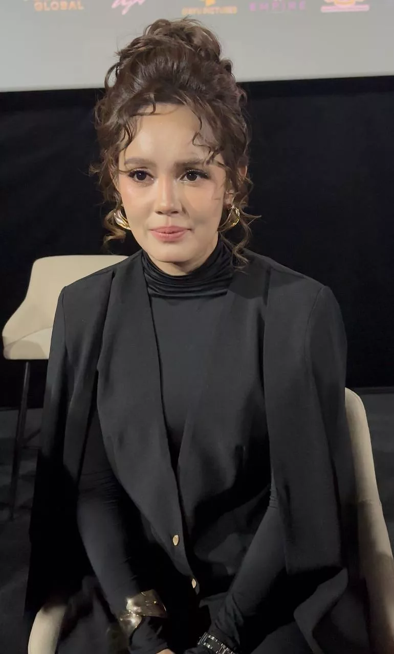 Uqasha Senrose Pertahan Adik Ipar Terima Gelaran Datuk, Tumpang Gembira Untuk Nelydia – “Memang Usahawan Yang Banyak Berjasa.”