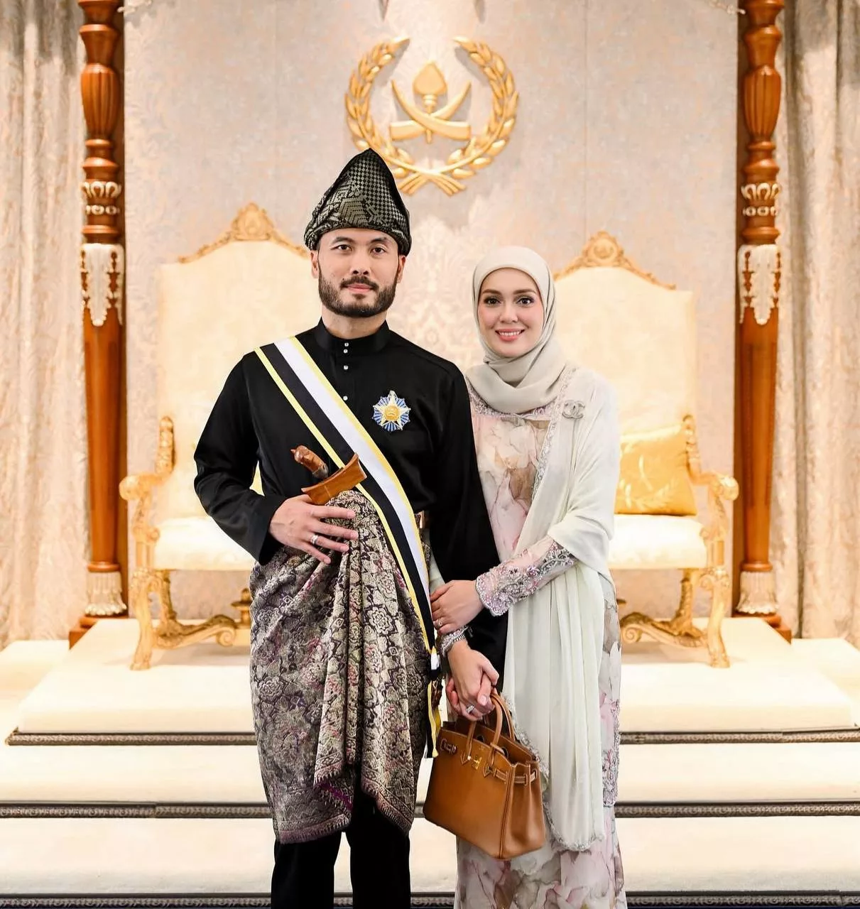 Uqasha Senrose Pertahan Adik Ipar Terima Gelaran Datuk, Tumpang Gembira Untuk Nelydia – “Memang Usahawan Yang Banyak Berjasa.”