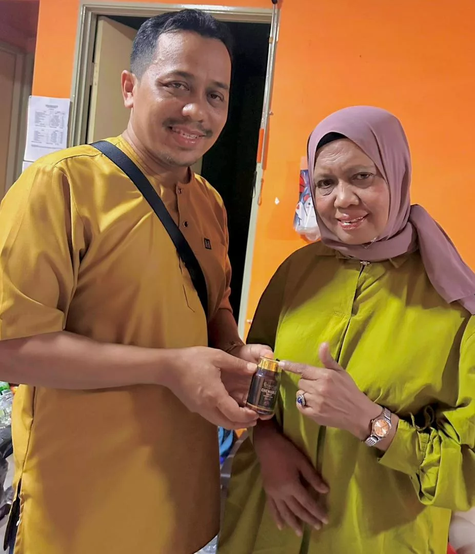“Terlalu Muda Untuk Saya,” – Lebih 30 Tahun Solo, Zaiton Sameon Tepis Dakwaan Ada ‘Bau-Bau Cinta’ Dengan Doktor