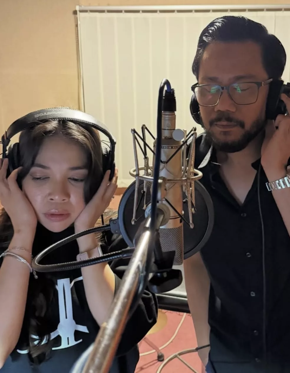 Ajai Umum Lagu Duet Dengan Nadeera! – “Awak Mempunyai Kawalan Sangat Baik Pada Nota Tinggi.”