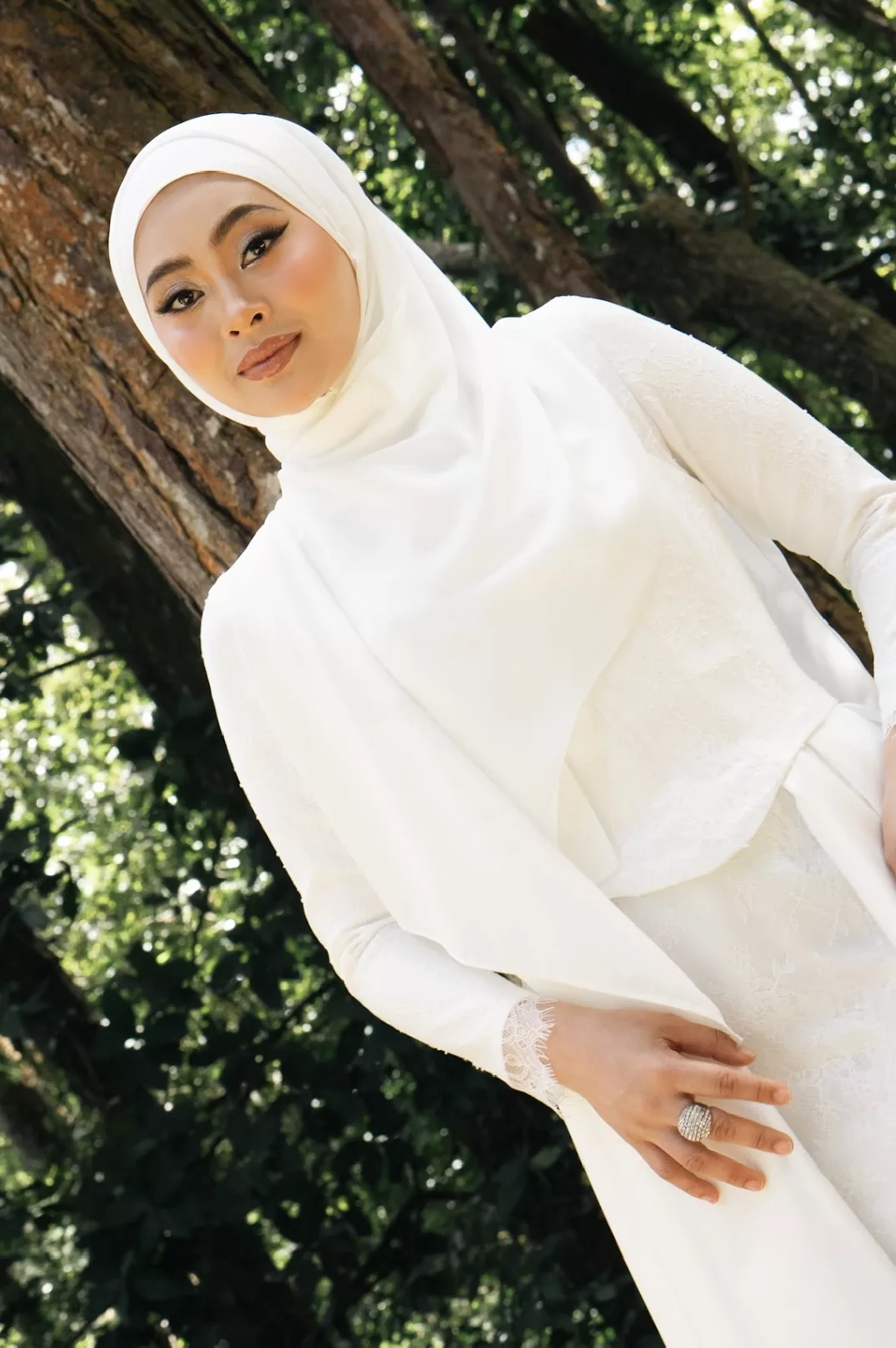 Vokal Black & Adira Akhirnya Bersatu, Komposer Mas Dewangga; “Lagu Ini Memang Dicipta Khas Untuk Mereka.” 9 Vokal Black & Adira Akhirnya Bersatu, Komposer Mas Dewangga; “Lagu Ini Memang Dicipta Khas Untuk Mereka.”