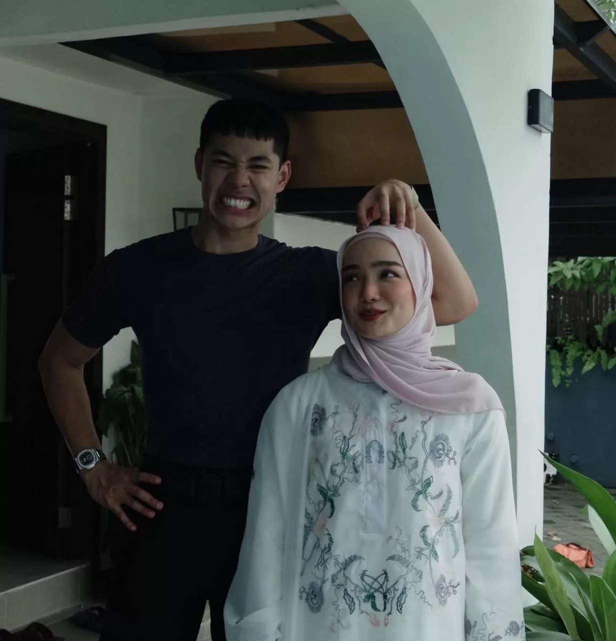 “Macam Ni Lah Kita Nak,” - Netizen Cair Sikap Tegas Thariq, Setia Pertahankan Radwa! Bukan Hero Klise & Senang Digula-Gulakan 27 “Macam Ni Lah Kita Nak,” – Netizen Cair Sikap Tegas Thariq, Setia Pertahankan Radwa! Bukan Hero Klise & Senang Digula-Gulakan