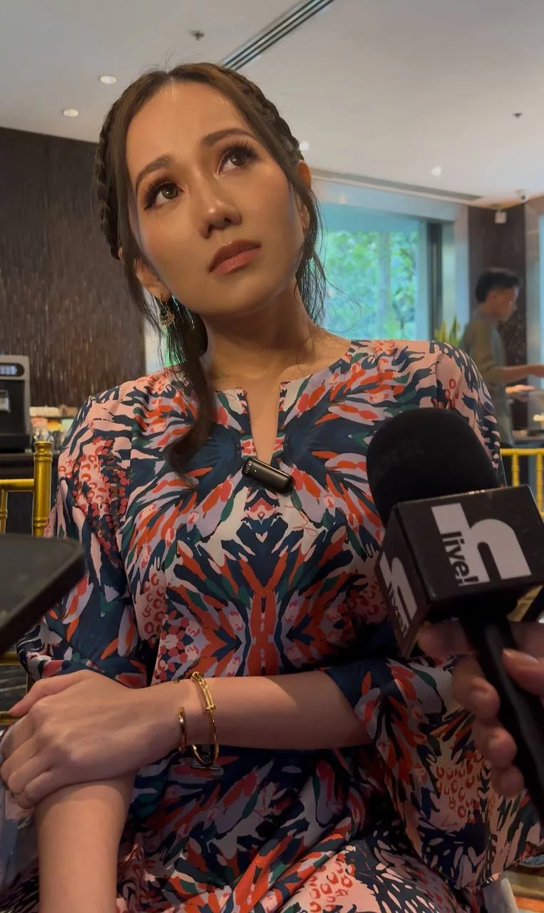 Sophia Albarakbah Terharu Lihat Sokongan Peminat & Rakan Artis, Mahu Terus Bersuara Lawan Buli! 9 Sophia Albarakbah Terharu Lihat Sokongan Peminat & Rakan Artis, Mahu Terus Bersuara Lawan Buli!