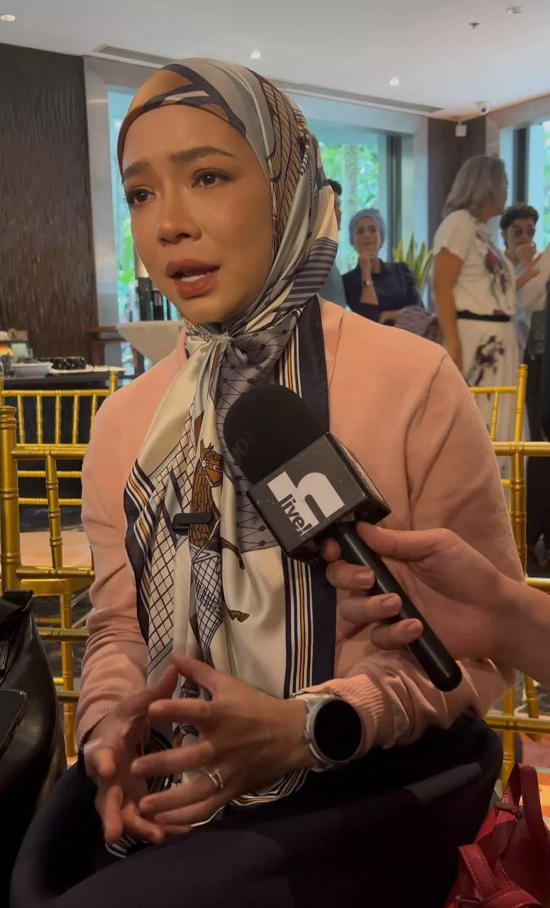 Nora Danish Terkesan Isu Zara Qairina, Seru Sekolah Sedia Saluran Aduan Buli - “Kita Ada Anak-Anak Untuk Dibesarkan…” 6 Nora Danish Terkesan Isu Zara Qairina, Seru Sekolah Sedia Saluran Aduan Buli – “Kita Ada Anak-Anak Untuk Dibesarkan…”