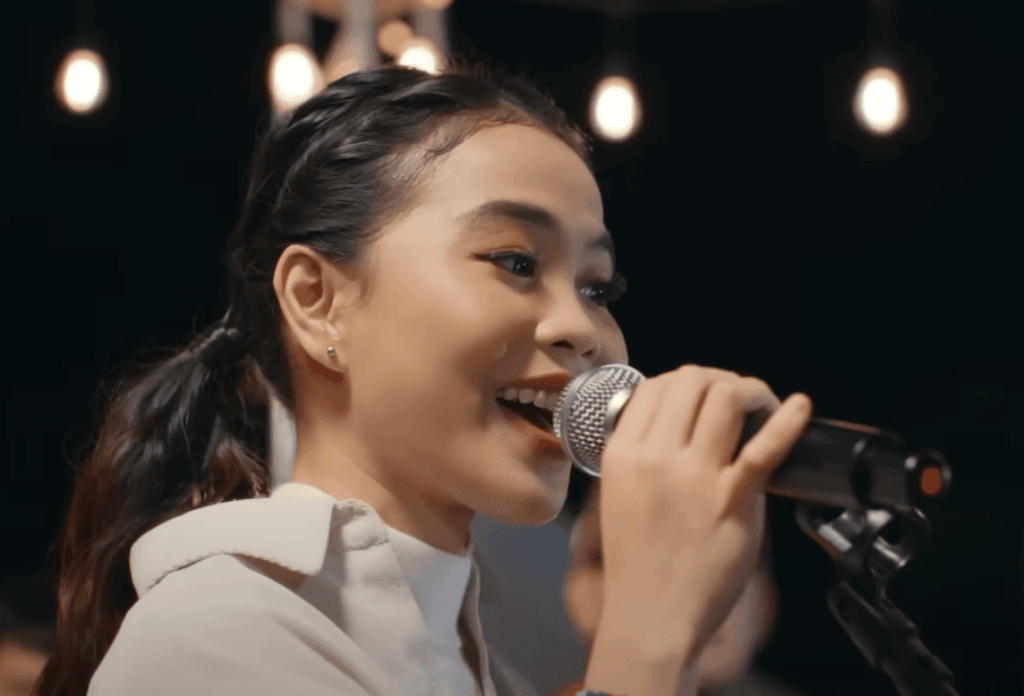 Dari Kopitiam Ke Parkir Rumah Ibadat Hingga Tangan Berseni, Inilah Wajah Malaysia Astro Merdeka 2025