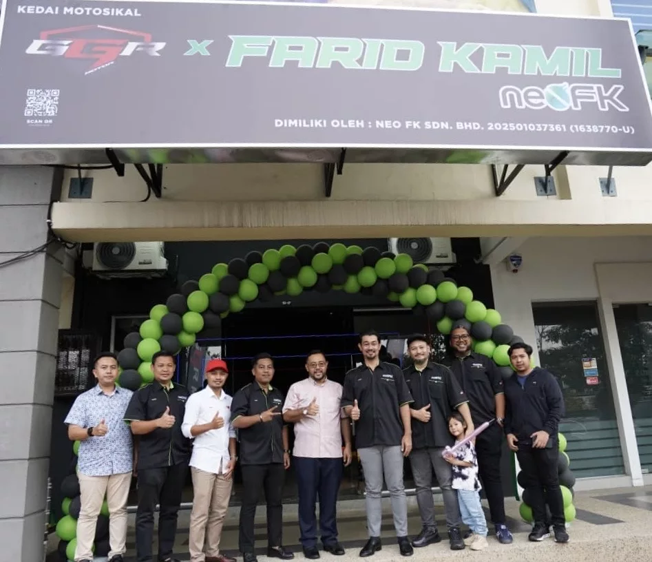 Farid Kamil Jadi Artis Pertama Buka Kedai Motosikal Elektrik
