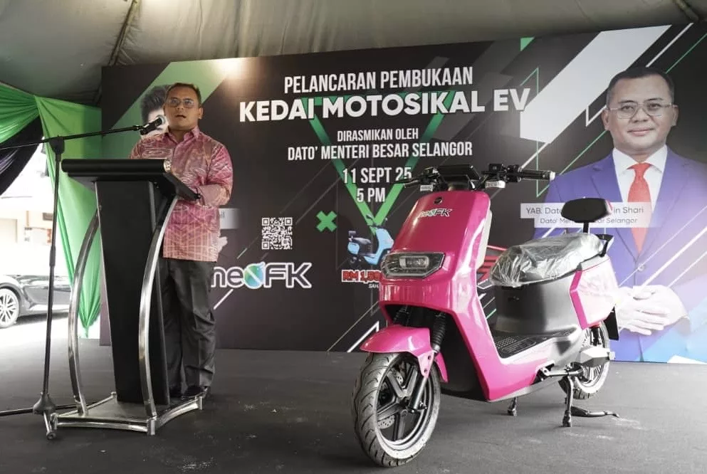 Farid Kamil Jadi Artis Pertama Buka Kedai Motosikal Elektrik
