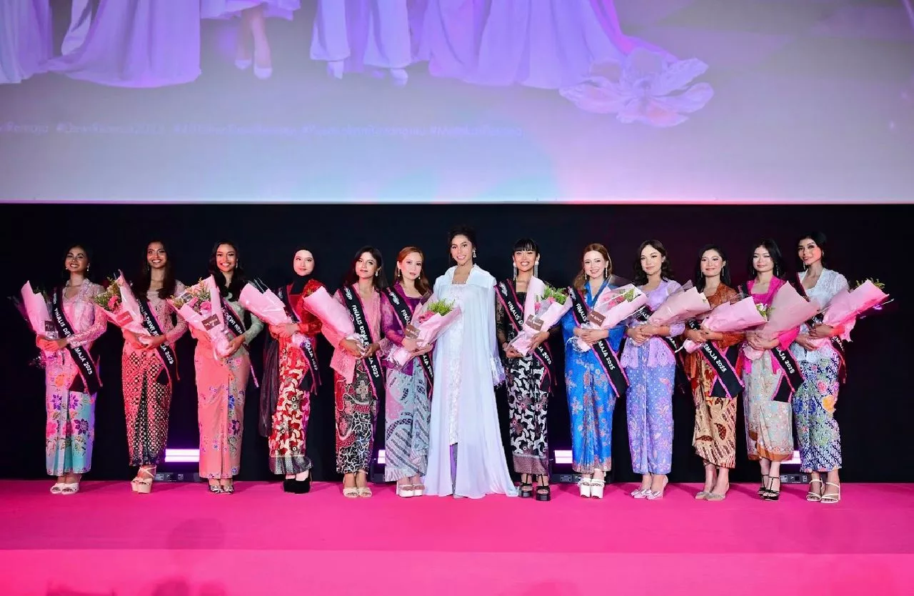 Aura Nabila Huda Bertemu Karisma Kamal Adli Di Kerusi Juri, Ini 12 Finalis Dewi Remaja 2025