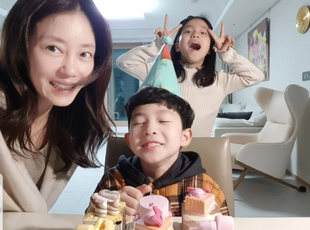 Dulu Penyanyi Popular, Kini Cari Rezeki Mendandan Rambut