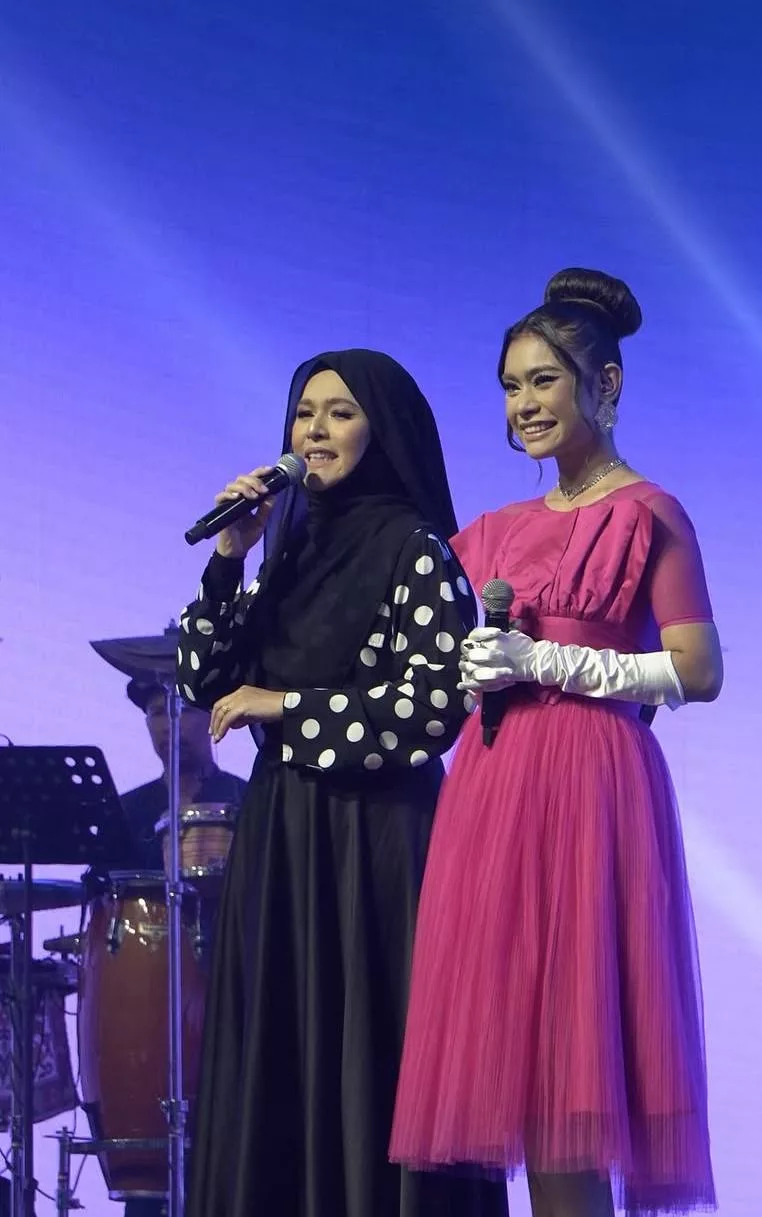 Anak Sharifah Zarina Terkilan Tak Pernah Dapat Pujian? Netizen ‘Back-Up Bagi Semangat – “Awak Ada Potensi Besar, Abaikan Komen Negatif…”