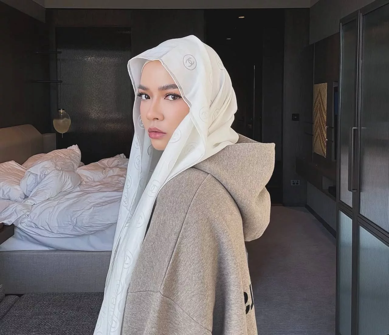 Nora Danish Nafi Kahwin Hari Ini, Gambar & Video Tular Hanya Promosi Pemasaran - “Saya Langsung Tiada Kena Mengena…” 6 Nora Danish Nafi Kahwin Hari Ini, Gambar & Video Tular Hanya Promosi Pemasaran – “Saya Langsung Tiada Kena Mengena…”