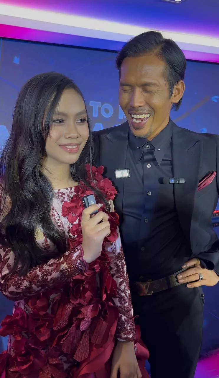 Thalita Tahan Emosi Bawa Lagu Arwah Ibu, September Bulan Berat Buat Shuib – “Walau Dah 4 Tahun, Dia Selalu Ada Dengan Kami.