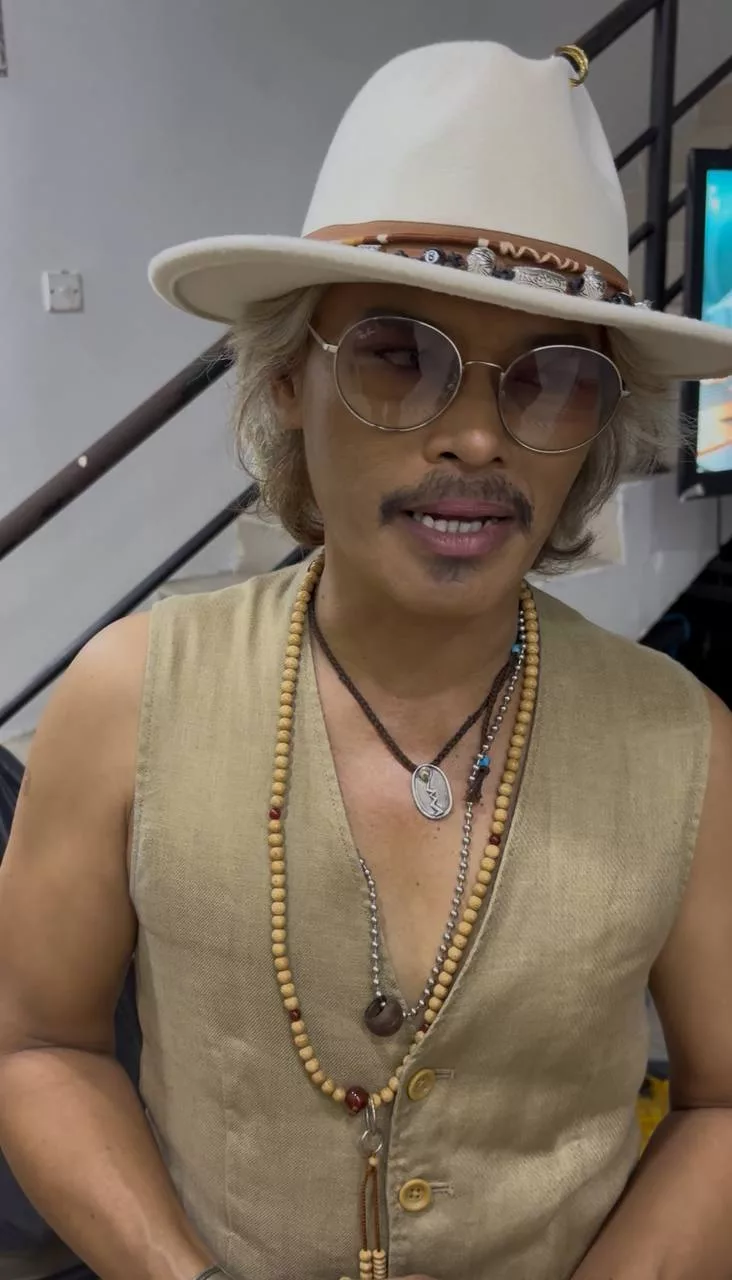 “Tak Boleh Nak Bercakap Lagi, Mata Seperti Sudah Berkaca,” – Komitmen Di Kilauan Emas 2025, Joey Daud Sedih Tak Dapat Sokong Watie Di Konsert Elite