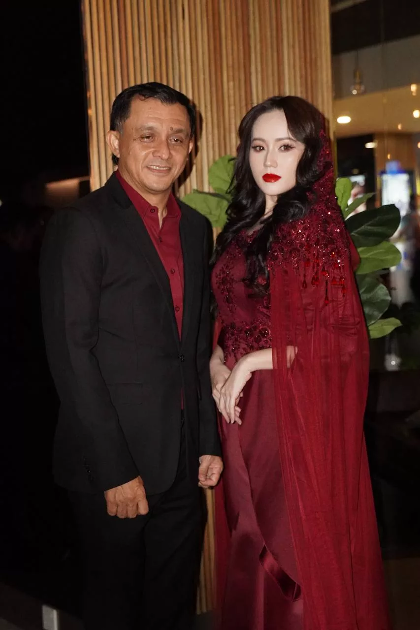 “Saya Pakai Baju, Ditutup Dengan Buih,” – Adegan Berendam Dalam Tab Mandi, Sophia Albarakbah Harap Penonton Fokus Jalan Cerita