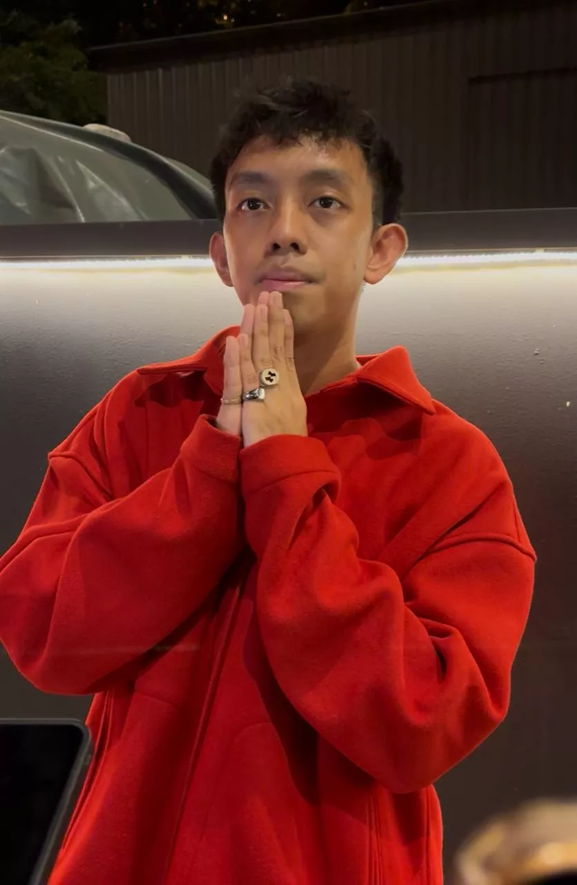 “Saya Akan Kerap Ke Indonesia, Filipina,” – Menang Kulit Single/Album Terbaik AIM, Ismail Izzani Sibuk Bikin Album & Kerjasama Produser Luar