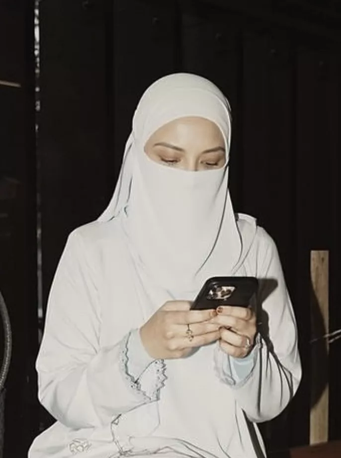 PU Riz Dedah Neelofa Pernah Dibubarkan Kontrak Jutaan Ringgit Gara-Gara Niqab, Kembali Ditawar Semula Nilai Berganda