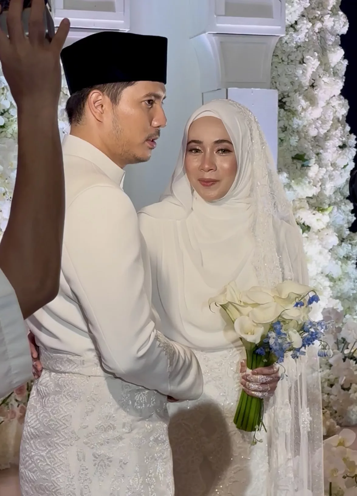 “Saya Juga Harus Lalui Fasa Seterusnya Dalam Hidup. Bersedia Atau Tidak, Bagi Saya…,” – Amira Othman