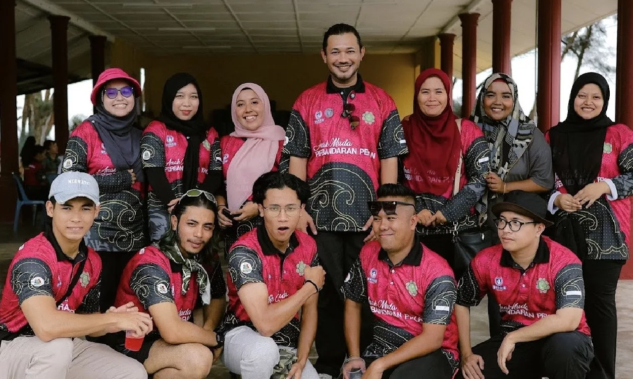 “Bersihkan Dua Tan Sampah,” - Karl Shafek Himpun 300 Sukarelawan & Rakan Artis, Gotong-Royong Di Persisiran Pantai 15 “Bersihkan Dua Tan Sampah,” – Karl Shafek Himpun 300 Sukarelawan & Rakan Artis, Gotong-Royong Di Persisiran Pantai