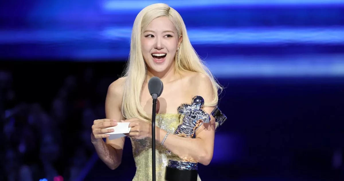 Rosé Cipta Detik Bersejarah Di MTV VMA, Jadi Artis K-pop Pertama Menang Song Of The Year