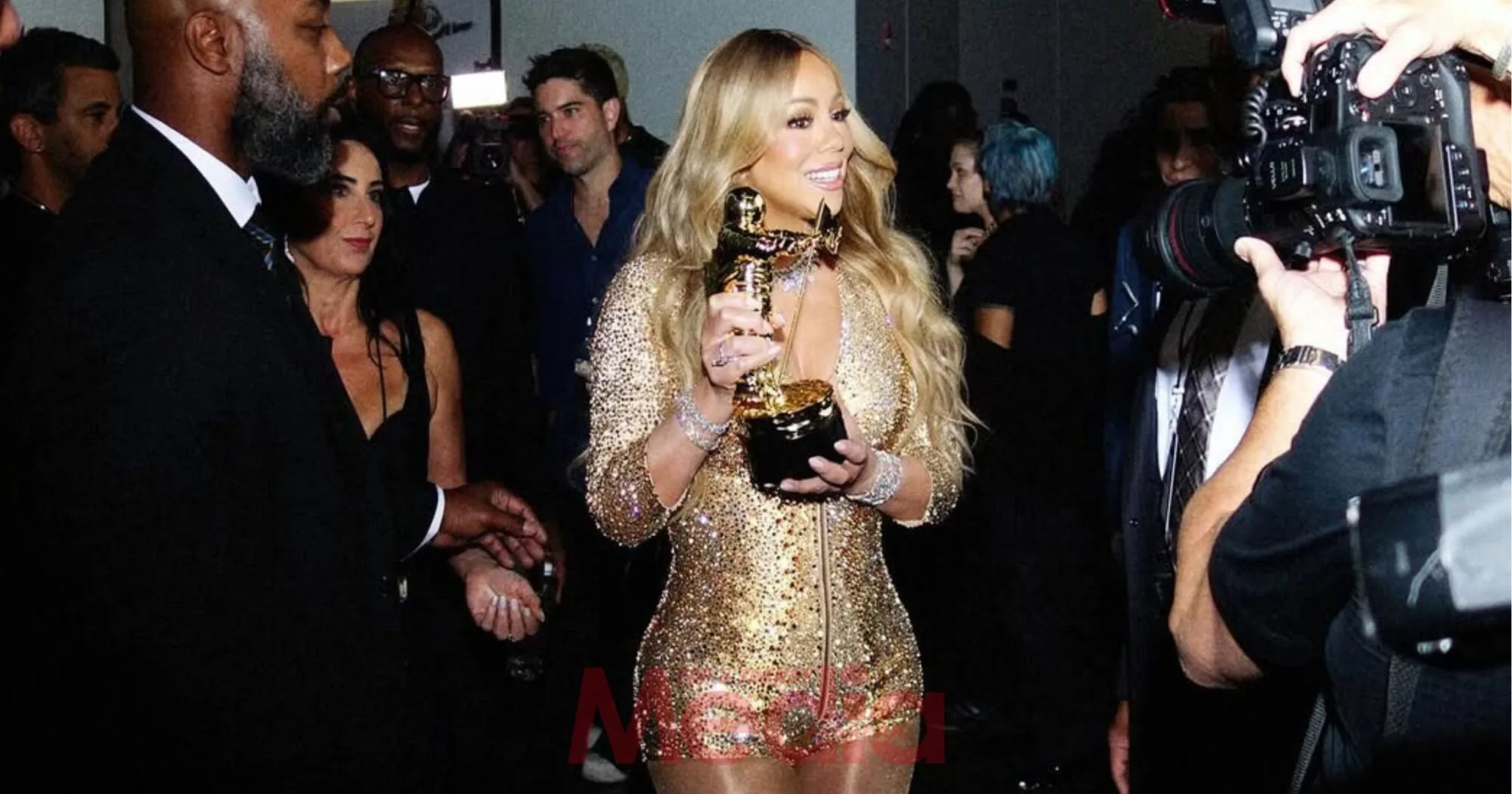 Mariah Carey Raih Trofi Pertama MTV VMA Selepas 35 Tahun Bergelar Penyanyi