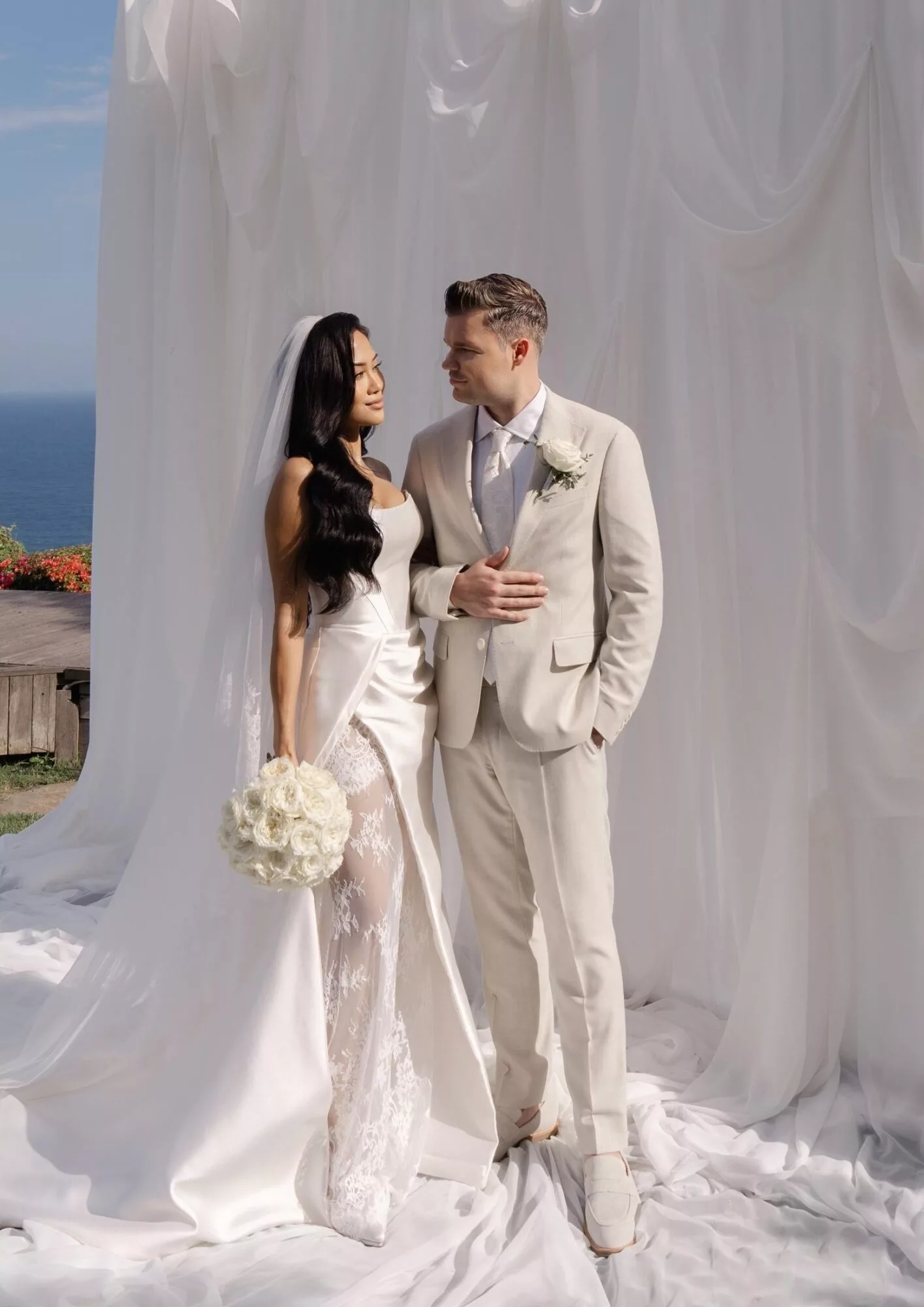 “Terima Kasih Atas Liputan Indah, Kata-Kata Baik,” - Sabronzo Bergelar Isteri Dua Minggu Sebelum Resepsi Di Bali 4 “Terima Kasih Atas Liputan Indah, Kata-Kata Baik,” – Sabronzo Bergelar Isteri Dua Minggu Sebelum Resepsi Di Bali