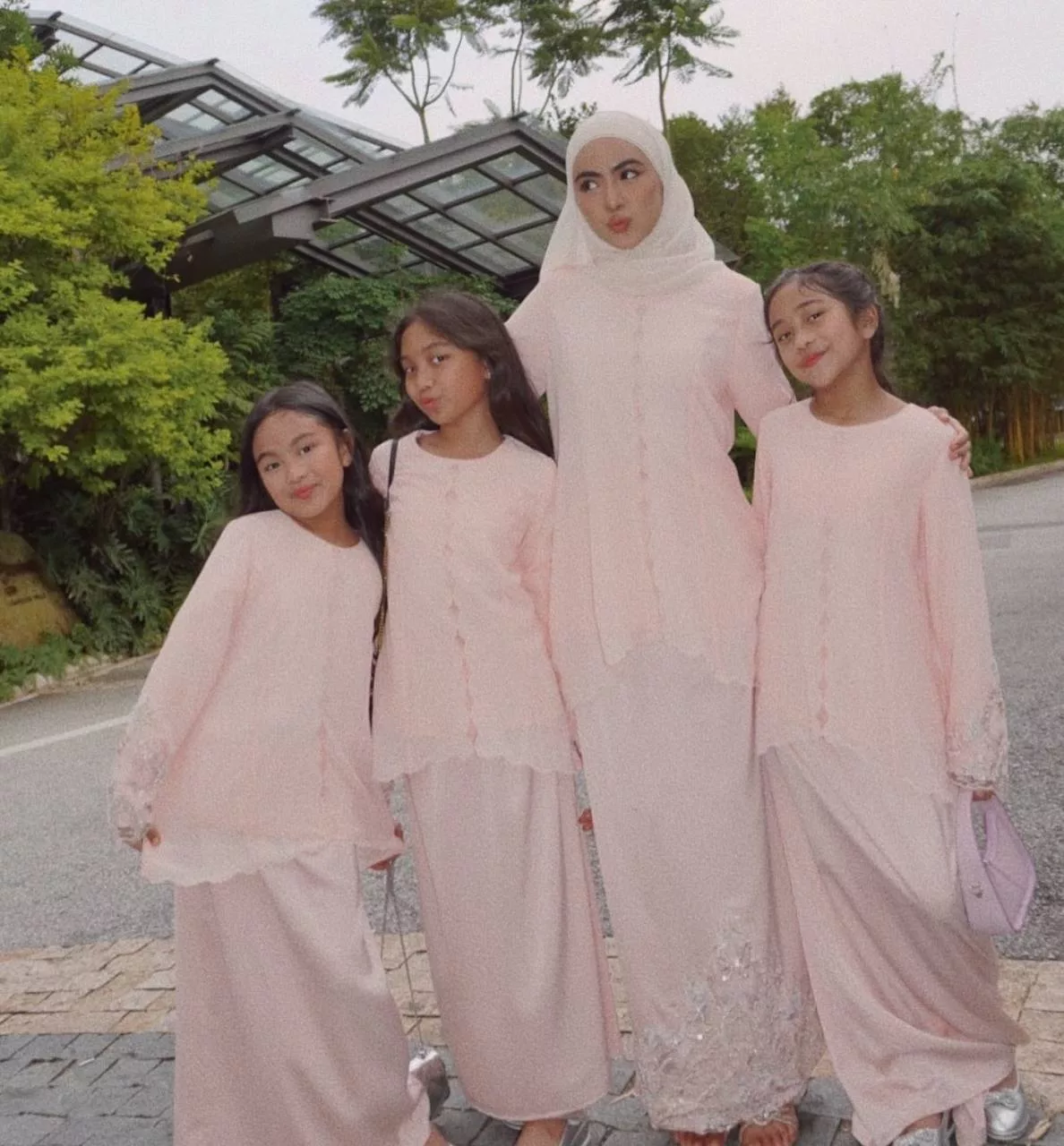 Media Sosial Buat Ramai Sedar Salah Laku Pelajar Kian Serius, Erysha Emyra Titip Pesan Kepada Adik Sendiri Yang Masih Sekolah