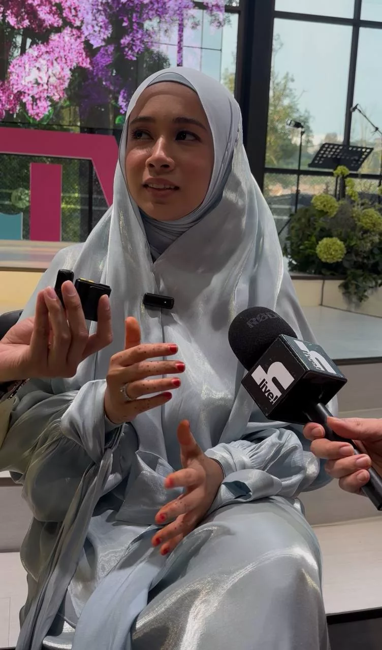 “Bukan Mereka Sokong Produk Isr@el,” – Ada Fans Nak Boikot Sebab Hadir Majlis Resepsi, Ini Ulas Fattah Amin & Amira Othman