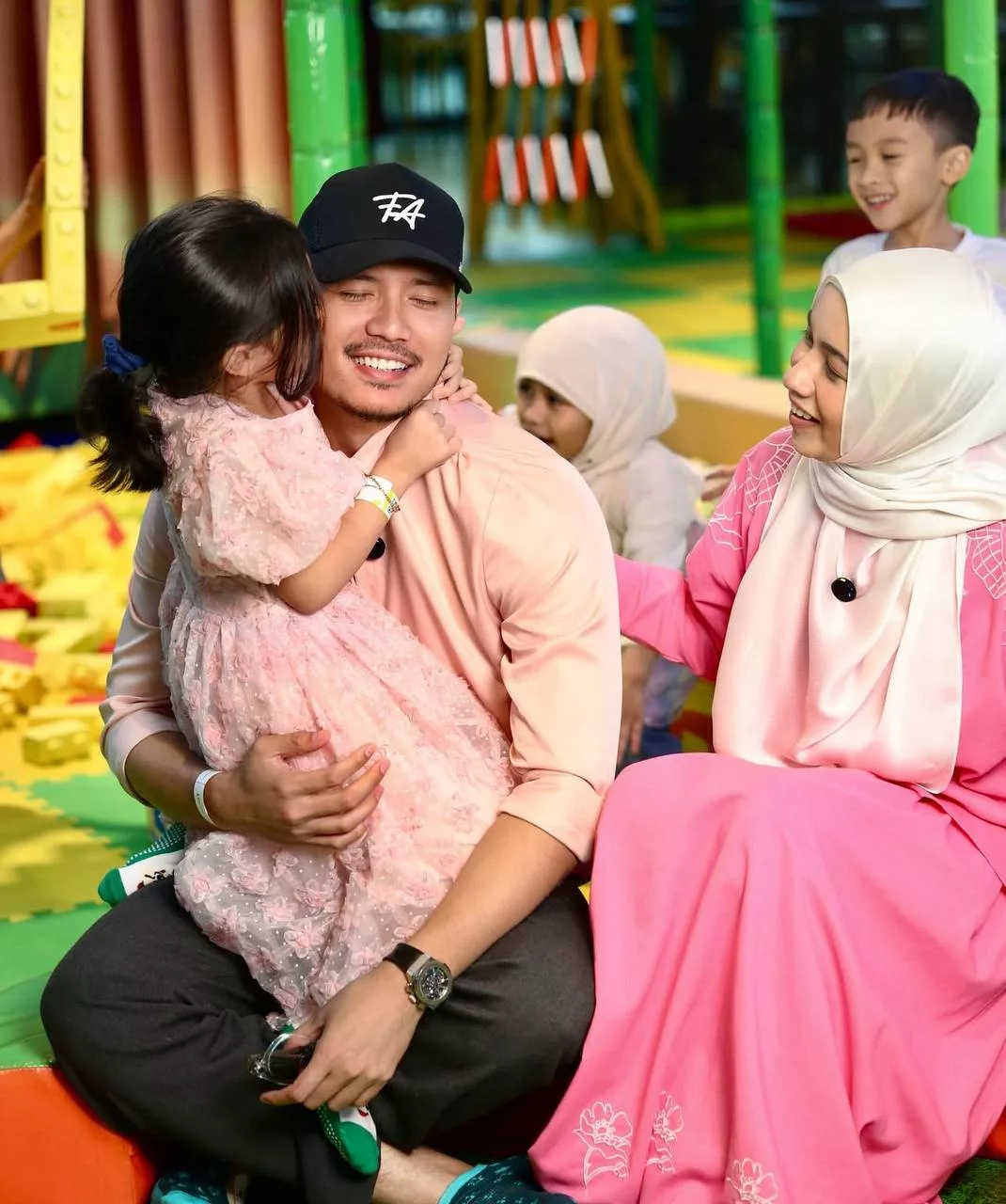 “Amira & Fatima Sangat Gembira Bersama, Tak Nampak Kekok,” - Fattah Amin 9 “Amira & Fatima Sangat Gembira Bersama, Tak Nampak Kekok,” – Fattah Amin