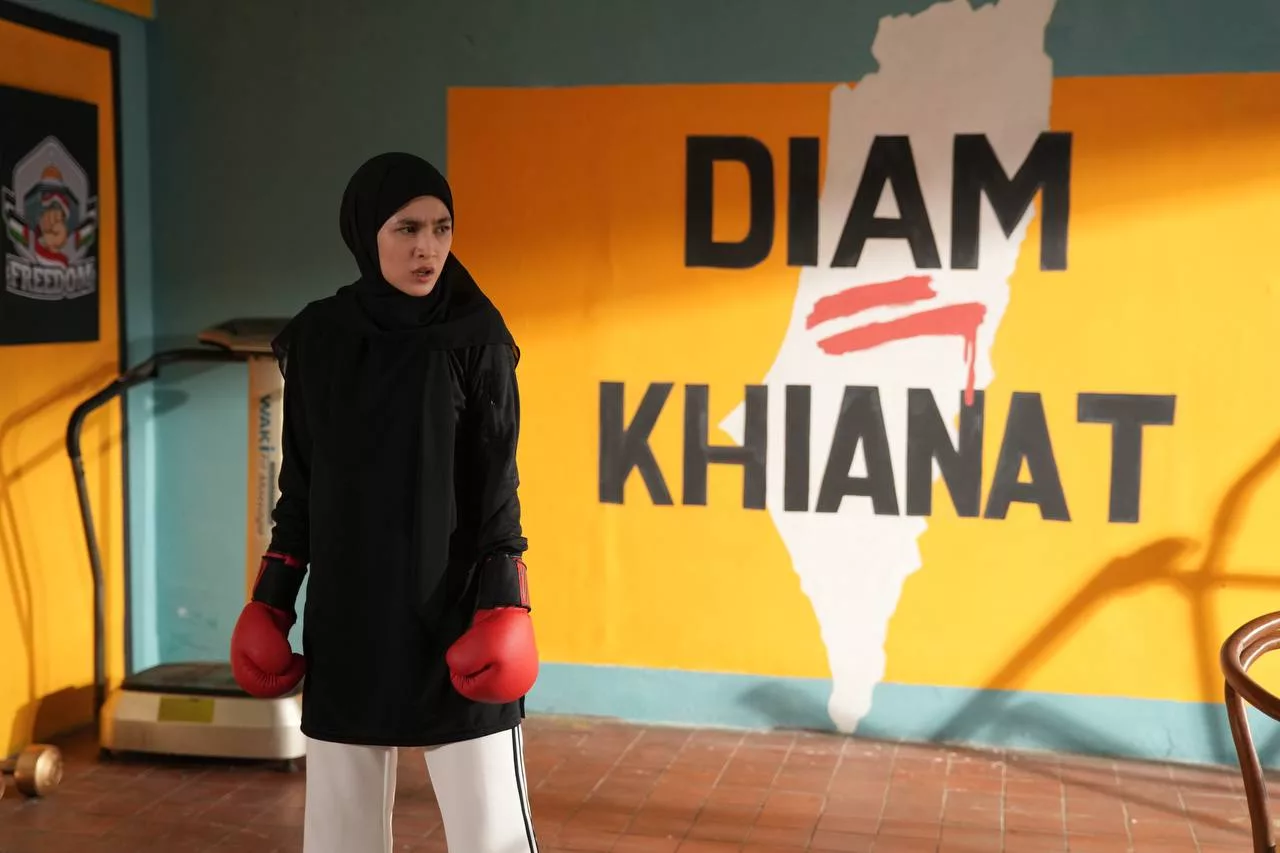 Oki Setiana Dewi Reda Ramai Pelakon Tolak Tawaran Bintangi Filem Hayya 3: Gaza, Risau Skop Kerja Terjejas 15 Oki Setiana Dewi Reda Ramai Pelakon Tolak Tawaran Bintangi Filem Hayya 3: Gaza, Risau Skop Kerja Terjejas